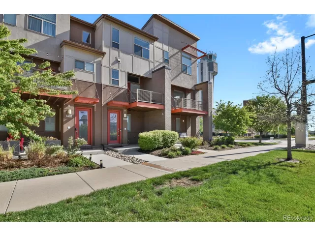MLS: 6649420 Condo For Sale