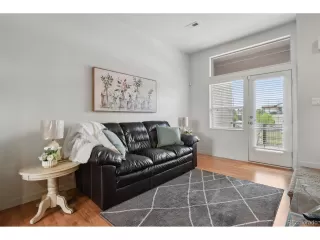 Photo #6: 6649420 Listing