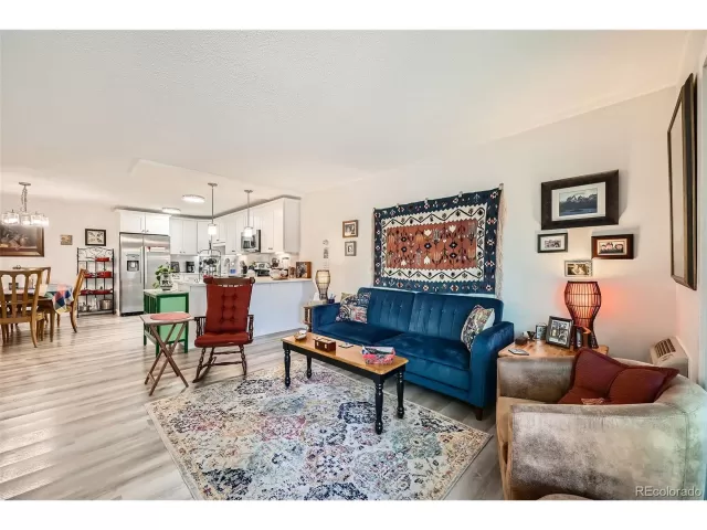 MLS: 6649947 Condo For Sale