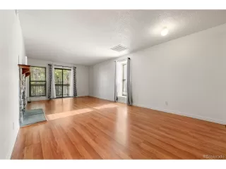 Photo #4: 6650170 Listing