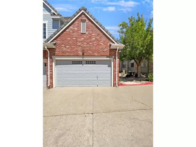 MLS: 6651808 Condo For Sale