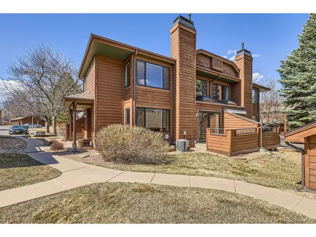 MLS: 6652580 Condo For Sale