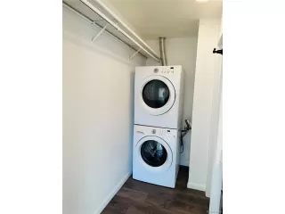 Photo #6: 6653921 Listing