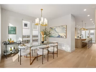 Photo #2: 6658279 Listing 