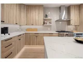 Photo #5: 6658279 Listing 