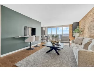 Photo #2: 6659539 Listing 