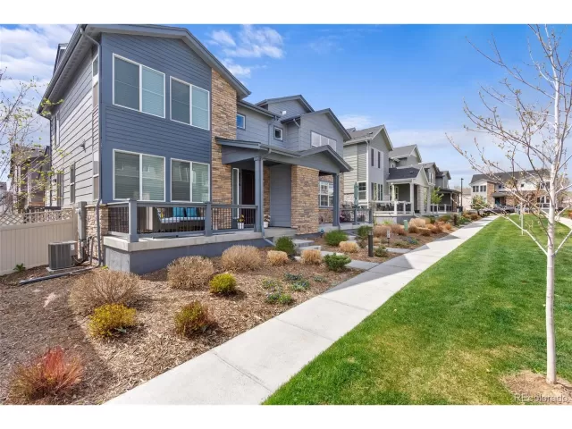 MLS: 6662064 Condo For Sale