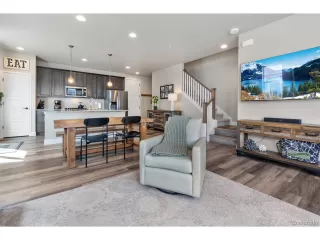 Photo #6: 6662064 Listing 