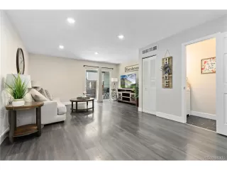 Photo #5: 6663529 Listing