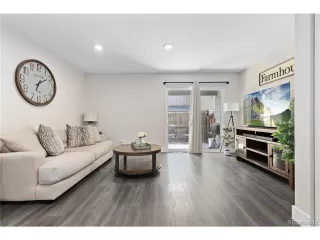 Photo #6: 6663529 Listing