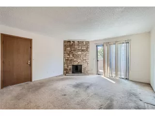 Photo #3: 6665730 Listing