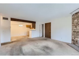 Photo #5: 6665730 Listing