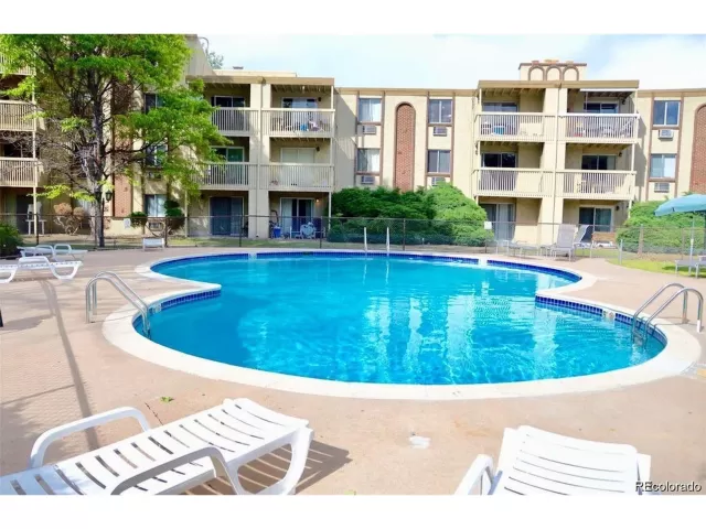 MLS: 6667167 Condo For Sale