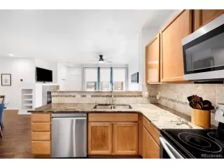Photo #6: 6669268 Listing