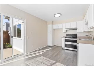 Photo #5: 6670010 Listing 