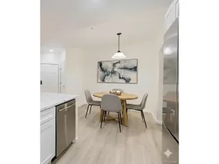 Photo #4: 6676995 Listing