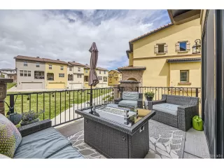 Photo #5: 6678306 Listing