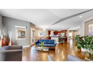 Photo #4: 6678607 Listing 