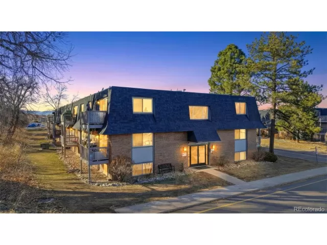 MLS: 6680267 Condo For Sale