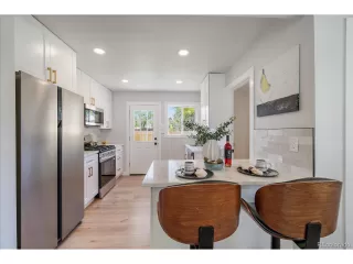 Photo #4: 6682138 Listing