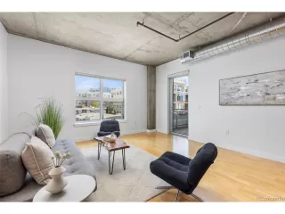 Photo #2: 6682297 Listing