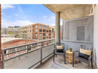 Photo #3: 6682297 Listing