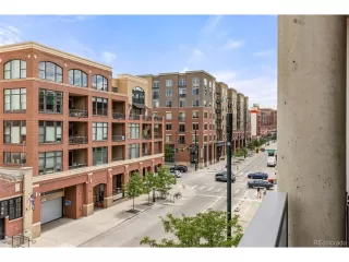 Photo #5: 6682297 Listing
