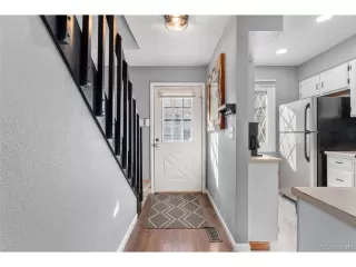 Photo #3: 6683242 Listing