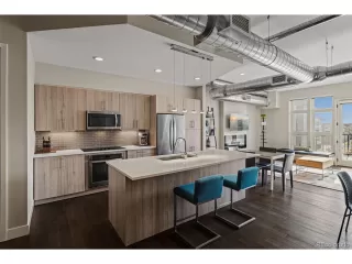 Photo #2: 6684443 Listing