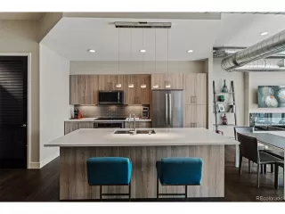 Photo #4: 6684443 Listing