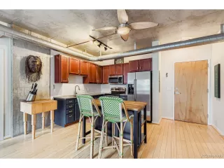 Photo #2: 6684750 Listing