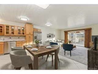 Photo #3: 6684807 Listing 