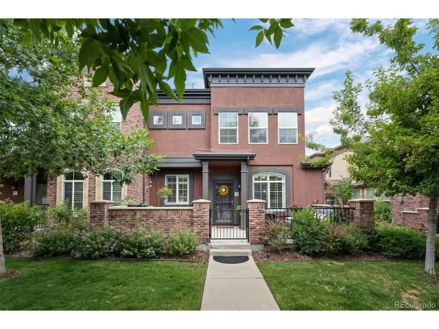 MLS: 6685173 Condo For Sale