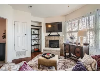 Photo #5: 6685823 Listing