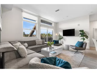 Photo #4: 6688720 Listing