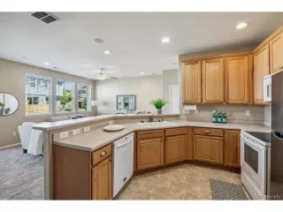 Photo #3: 6690359 Listing 