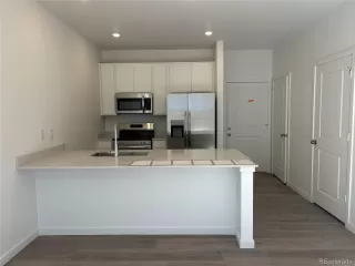 Photo #4: 6691450 Listing