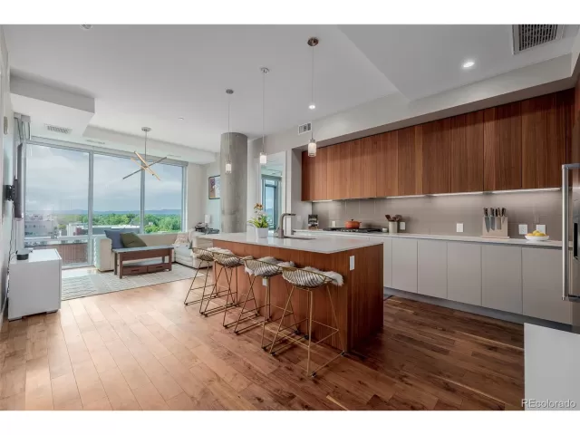 MLS: 6691503 Condo For Sale