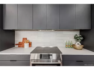 Photo #2: 6693271 Listing