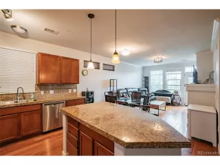 Photo #2: 6695485 Listing