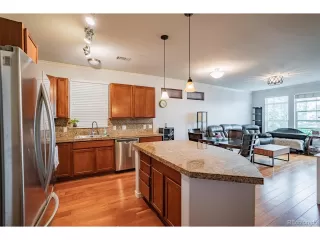 Photo #3: 6695485 Listing