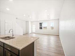 Photo #6: 6697285 Listing