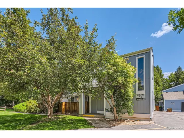 MLS: 6698004 Condo For Sale