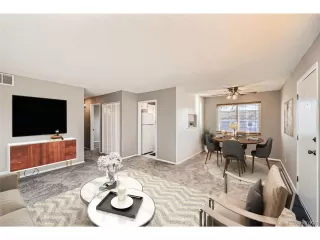 Photo #4: 6698004 Listing