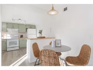 Photo #5: 6698514 Listing 