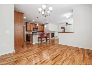 Photo #5: 6699053 Listing