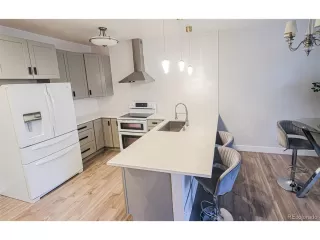 Photo #6: 6701103 Listing 