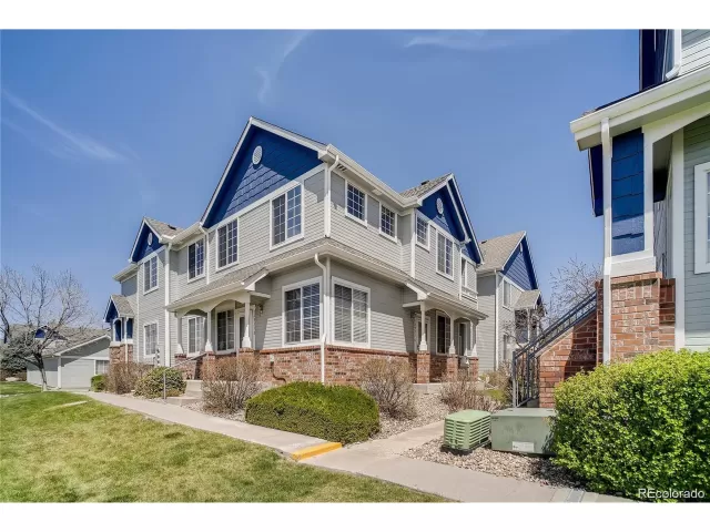 MLS: 6701245 Condo For Sale