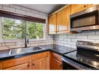 Photo #4: 6704951 Listing