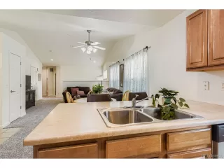 Photo #6: 6706787 Listing